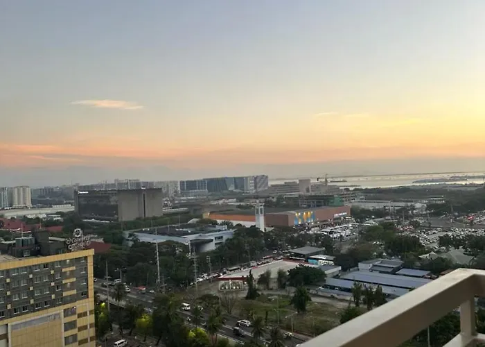 Stunning With Balcony Near Moa アパート *